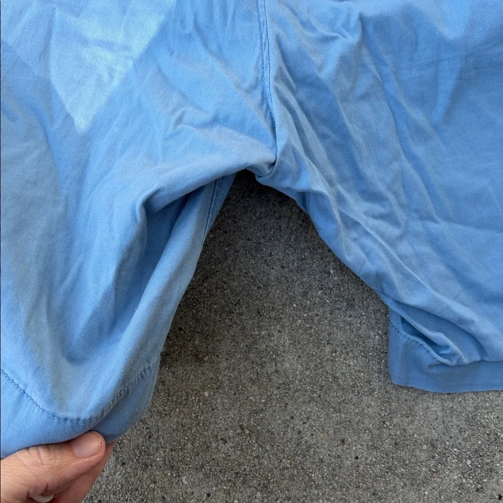 Faherty Blue shorts movement chino 8” 38 men’s